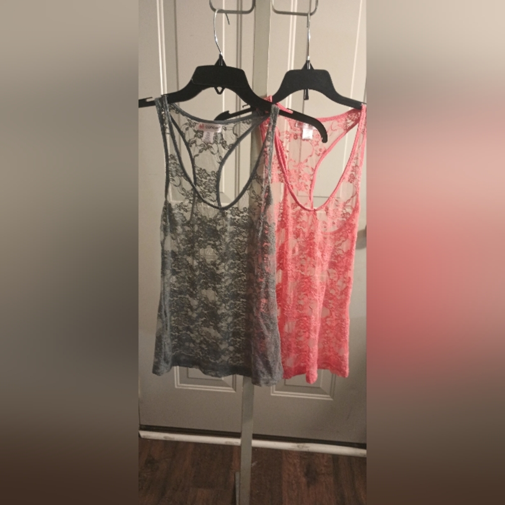 Women tops